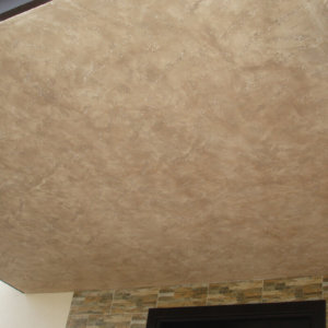 Декоративна мазилка Травертино Романо на входен навес