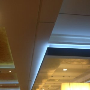Бордове с мазилка Венециано в хотел Интернационал, Златни пясъци