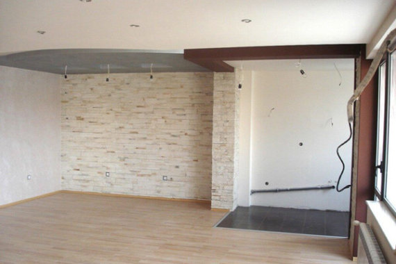 Декоративни камъни в частен дом