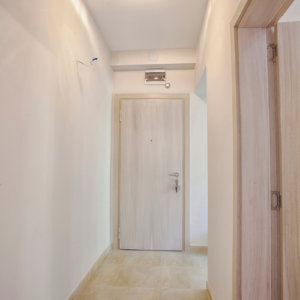 Дизайнерски врати за апартамент от ММ-93