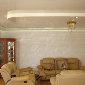 Декорация от гипсокартон и венецианска мазилка в частен дом