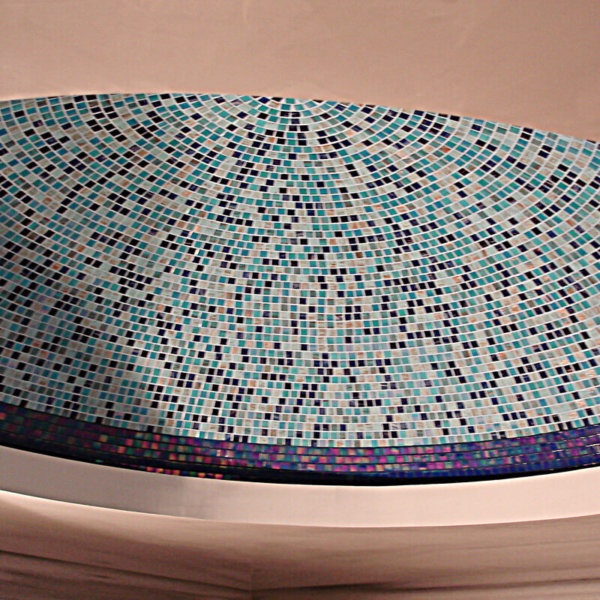 Луксозна баня с купол със стъклокерамично покритие