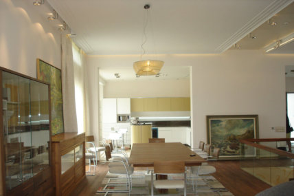 Изпълнение на корнизи и тавани с гипсокартон в лусозна вила