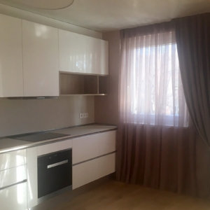 Декоративна мазилка на таван в кухня