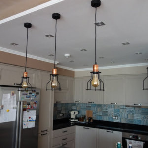 Гипсокартон с led осветление и декоративни корнизи