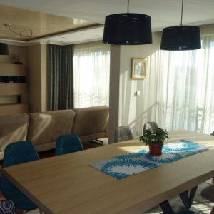 Декорация на хол - поставяне на мазилки, гипсокартон с led осветление и паркет