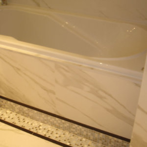Облицована вана с плочки marazzi Облицована вана с плочки marazzi