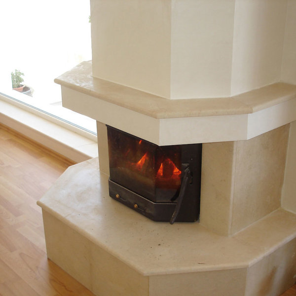 Облицована камина с врачански камък