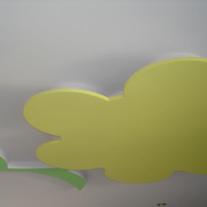 Цвете от гипсокартон в детска стая