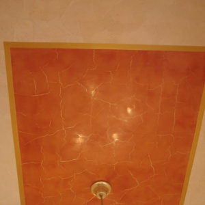 Ефектна италианска мазилка Марморино със златни нишки