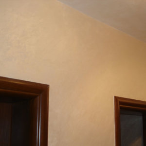 Ottocento на Oikos в жълт цвят