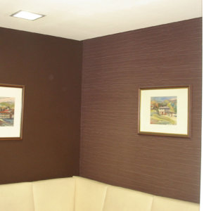 Тъмнокафява мазилка Креос в офис