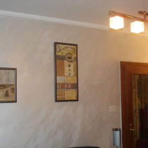 Поставяне на Оточенто в перлено бяло в стая