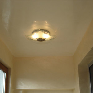 Осветление в коридор и огледална мазилка на тавана