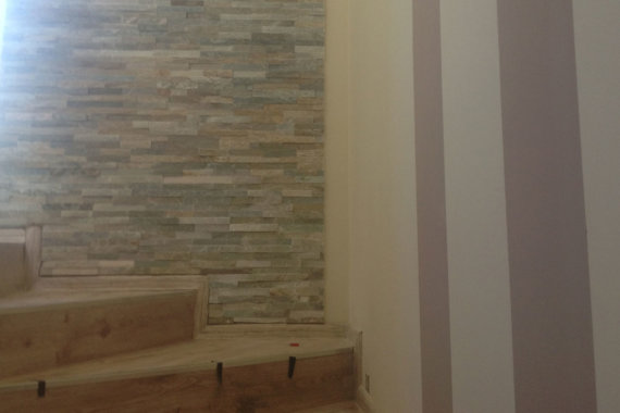 Естествен камък за декорация на стена на стълбище