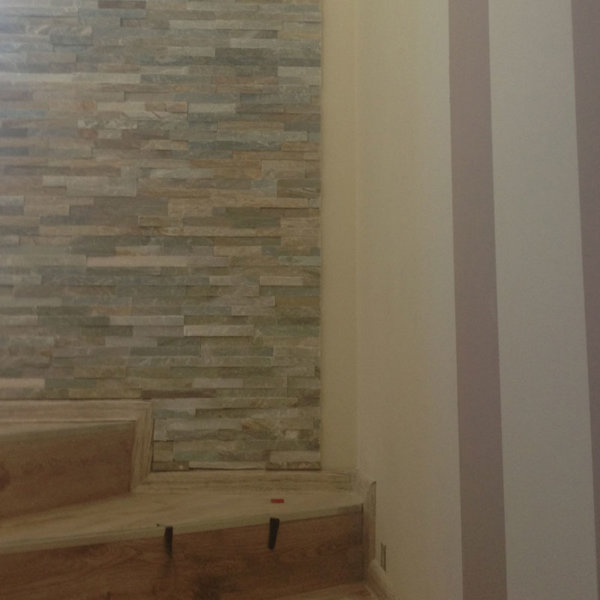 Естествен камък за декорация на стена на стълбище